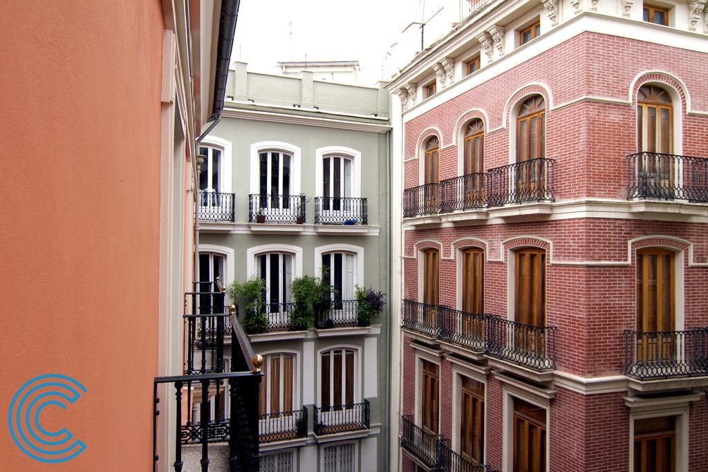 Citizentral Juristas Apartment Valencia Exterior photo